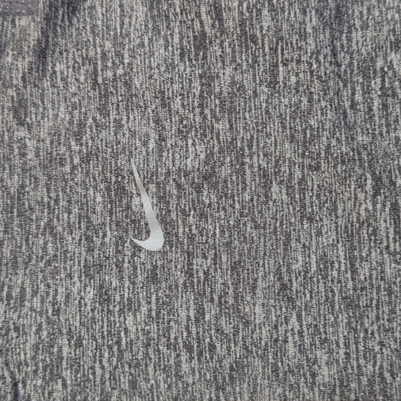 Nike Dri-Fit Running 1/4 Zip Mock Neck Pullover, Color Heathered Gray Size XS - Picture 11 of 16